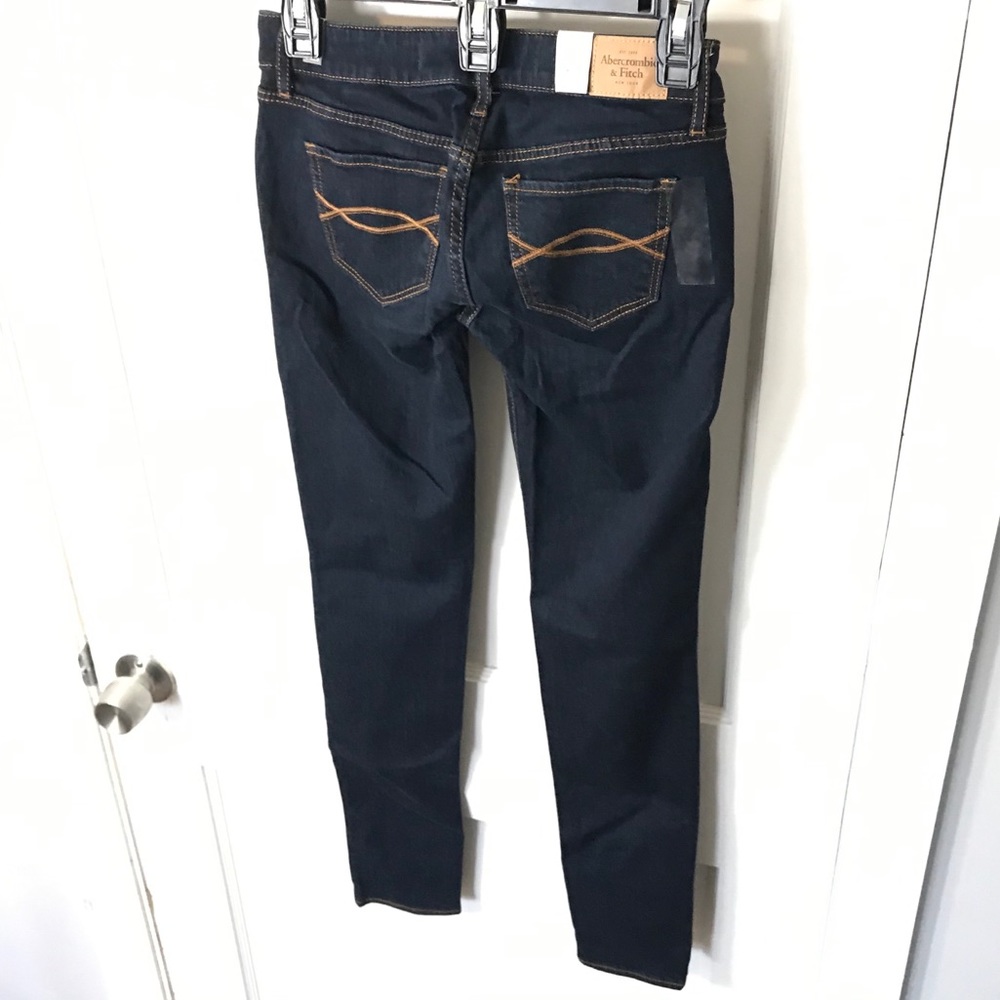 Skinny jeans